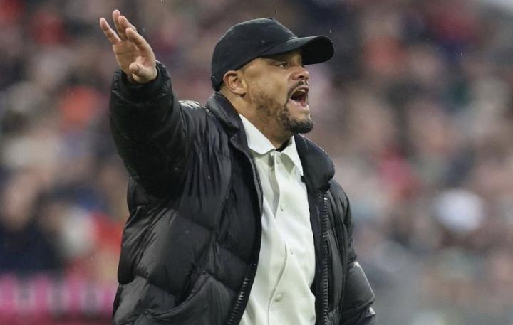 西格纳伊杜纳公园硝烟再起;拜仁客场不败神话能否延续。 体育新闻 西格纳伊杜纳公园硝烟再起;拜仁客场不败神话能否延续。 体育新闻