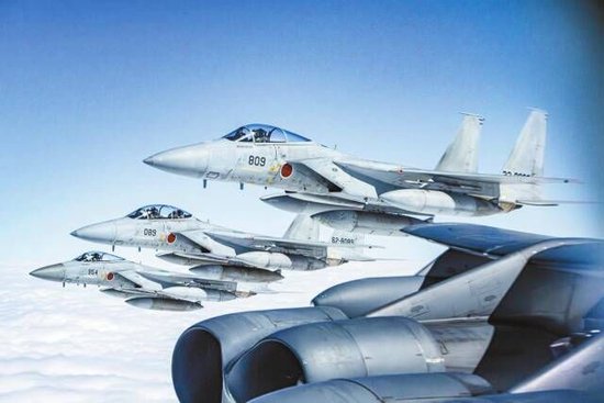 F-16扮演“反华”角色?中美战机对峙后,韩方打给美方抗议_0227224015 新闻