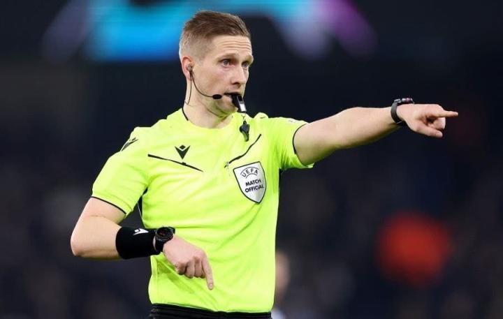  欧冠焦点战在即，挪威裁判埃斯科斯执哨；亚特兰大主场迎拜仁。 体育新闻 欧冠焦点战在即，挪威裁判埃斯科斯执哨；亚特兰大主场迎拜仁。 体育新闻 欧冠焦点战在即，挪威裁判埃斯科斯执哨；亚特兰大主场迎拜仁。 体育新闻