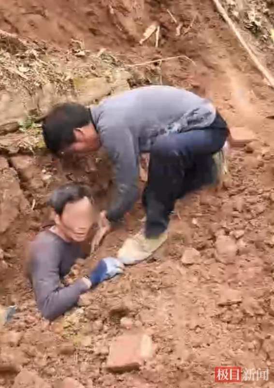  元宵佳节突发险情，邻里齐心施援手；山村塌方一刻，善举温暖人心。 文化旅游 元宵佳节突发险情，邻里齐心施援手；山村塌方一刻，善举温暖人心。 文化旅游