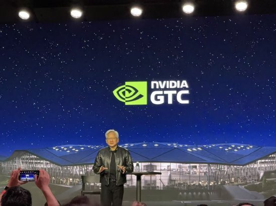 营收加速超预期;中国供应链复苏;车企合作深化。 IT技术