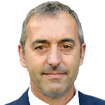 克雷莫内塞换帅完成;詹保罗回归执教,保级任务艰巨。 体育新闻