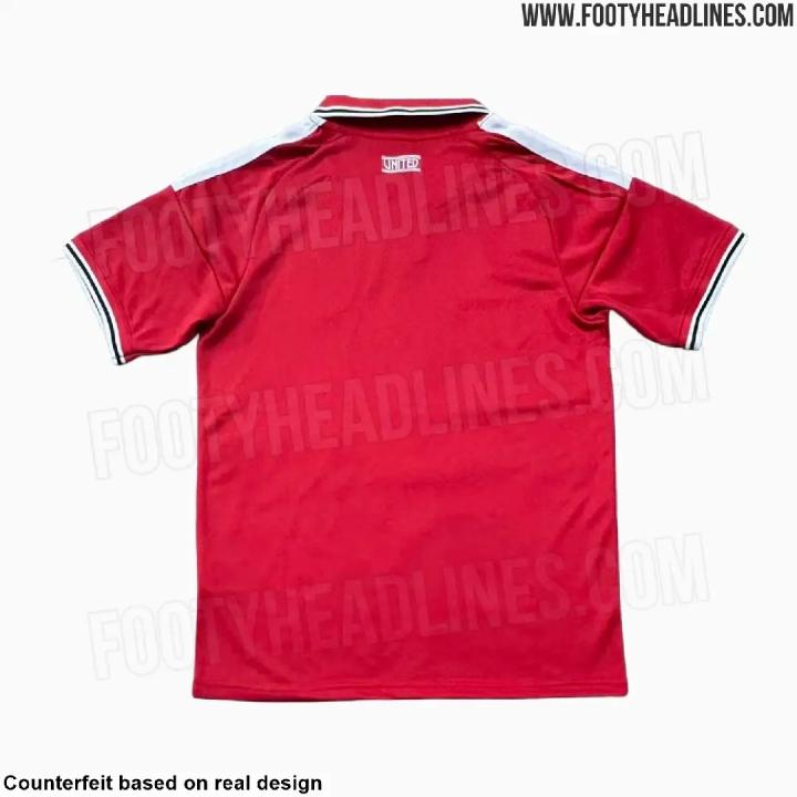 曼联新赛季主场球衣谍照流出,复古风格再现;polo领设计致敬经典年代。 体育新闻 曼联新赛季主场球衣谍照流出,复古风格再现;polo领设计致敬经典年代。 体育新闻